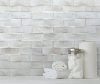 Bathroom or kitchen backsplash with White Glazed Glass Mosaic Tile – modern white glossy wall treatment