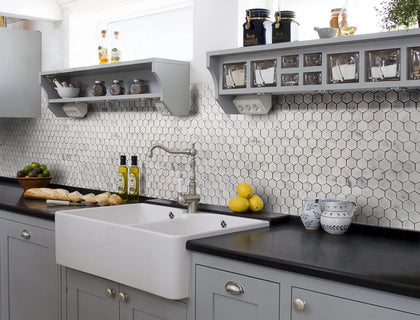 1-in Carrara White Hexagon 12-in x 11-in Polished Marble Mosaic Floor and Wall Tile( 4.6 sq. ft. /Box )